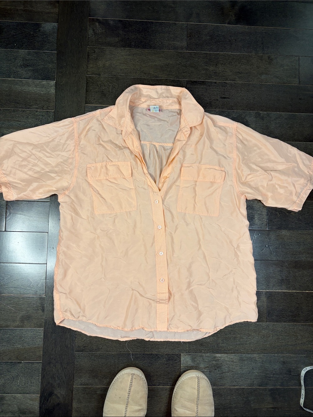 H.E.R. 100% Silk Button-Up Blouse – Women’s Large – Light Peach – Short Sleeve